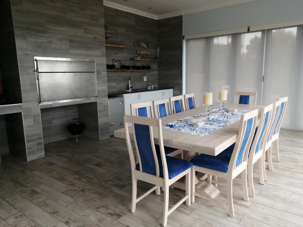 Dolphin Retreat Villa Jeffreys Bay Exterior foto